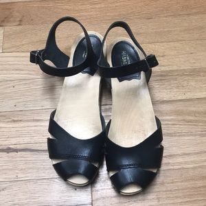 Swedish Hasbeens like new!